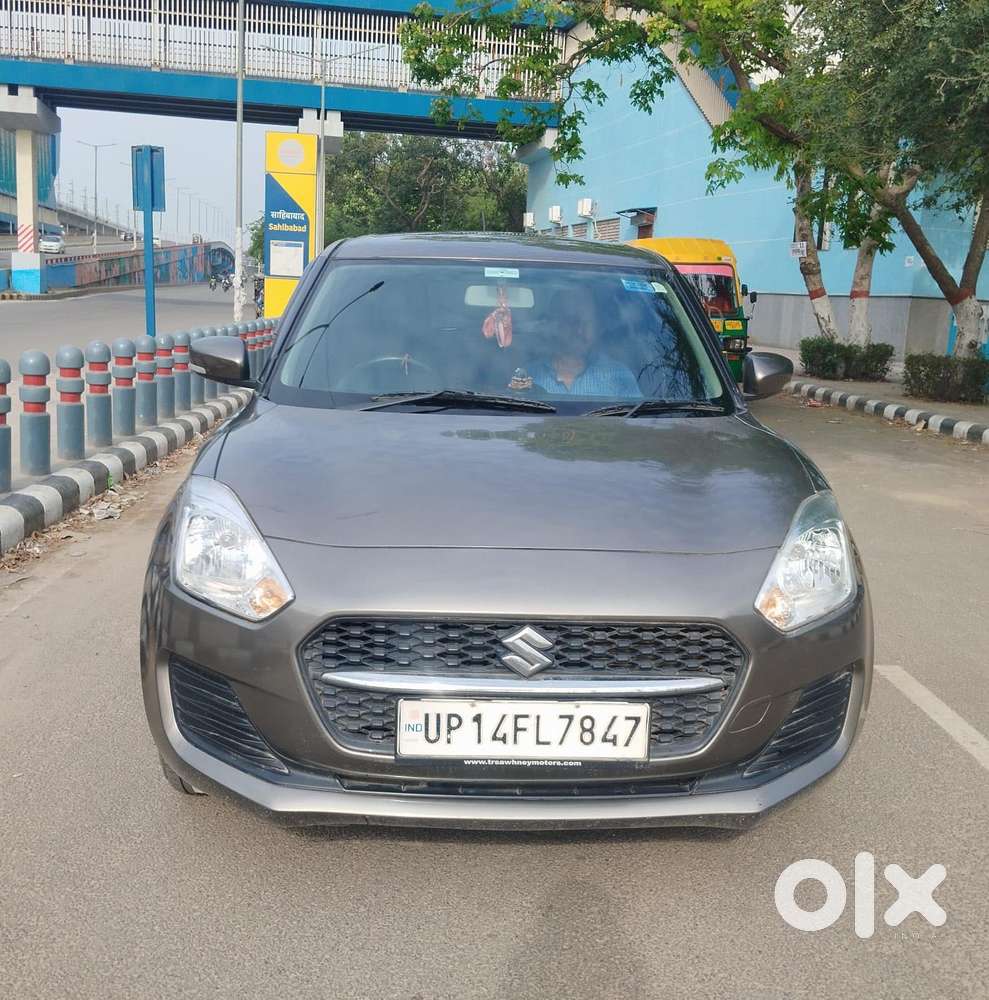 Maruti Suzuki Swift Vxi + Manual, 2023, Petrol
