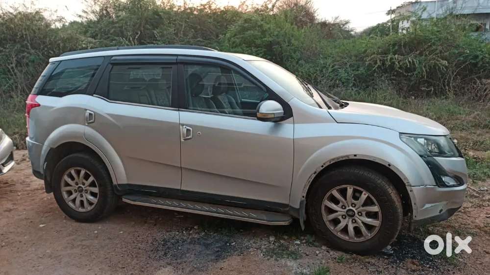 Mahindra Xuv500 2016 Diesel 65000 Km Driven