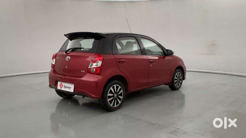 Toyota Etios Liva Vx Dual Tone, 2017, Petrol