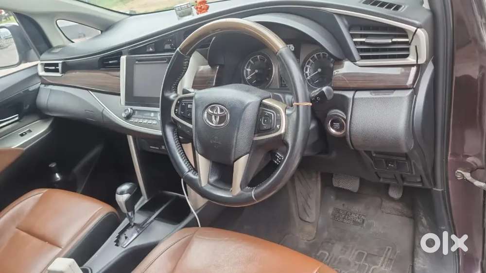 Toyota Innova Crysta 2017