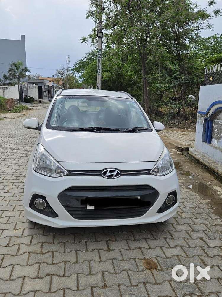 Hyundai Grand I10 2016 Diesel Well Maintained
