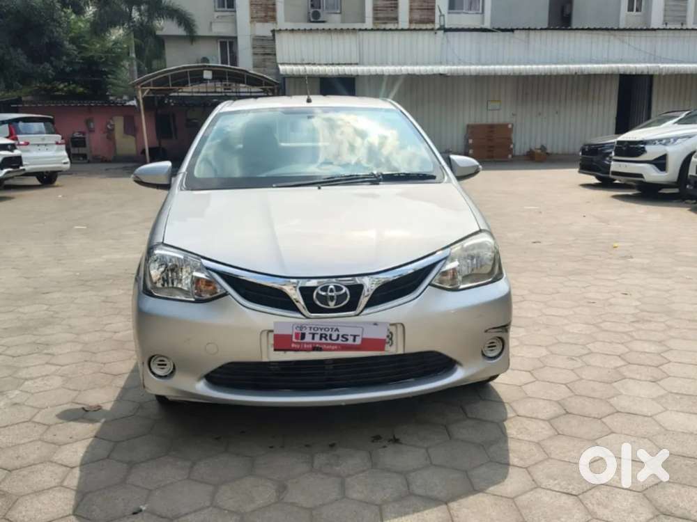 Toyota Etios 1.5 V, 2015, Petrol