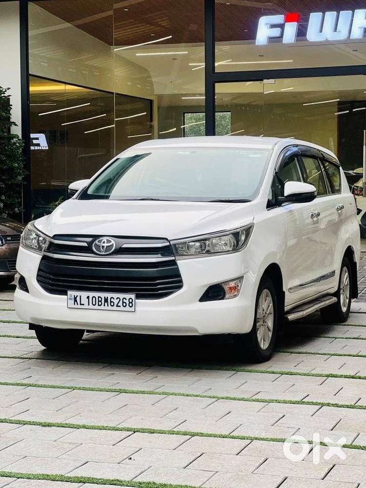 Toyota Innova Crysta 2.4 G Mt, 2017, Diesel