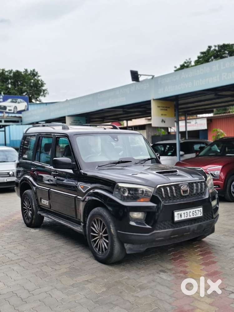 Mahindra Scorpio S10, 2015, Diesel