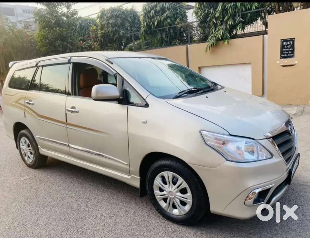 Toyota Innova 2.5 G 2015