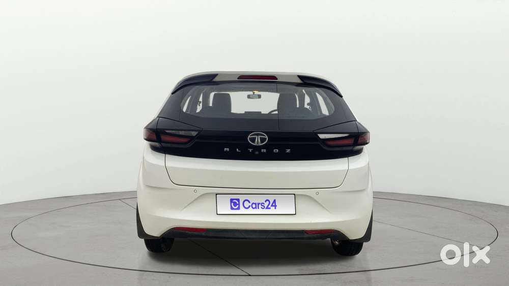 Tata Altroz 1.2 Xe, 2021, Petrol