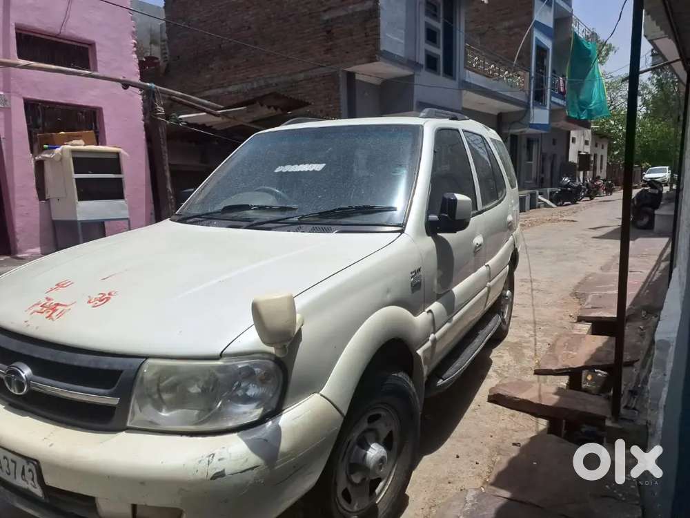 Tata Safari