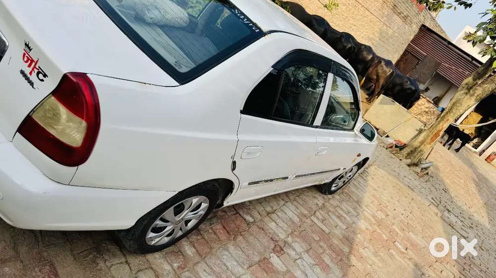 Hyundai Accent Gl 2013