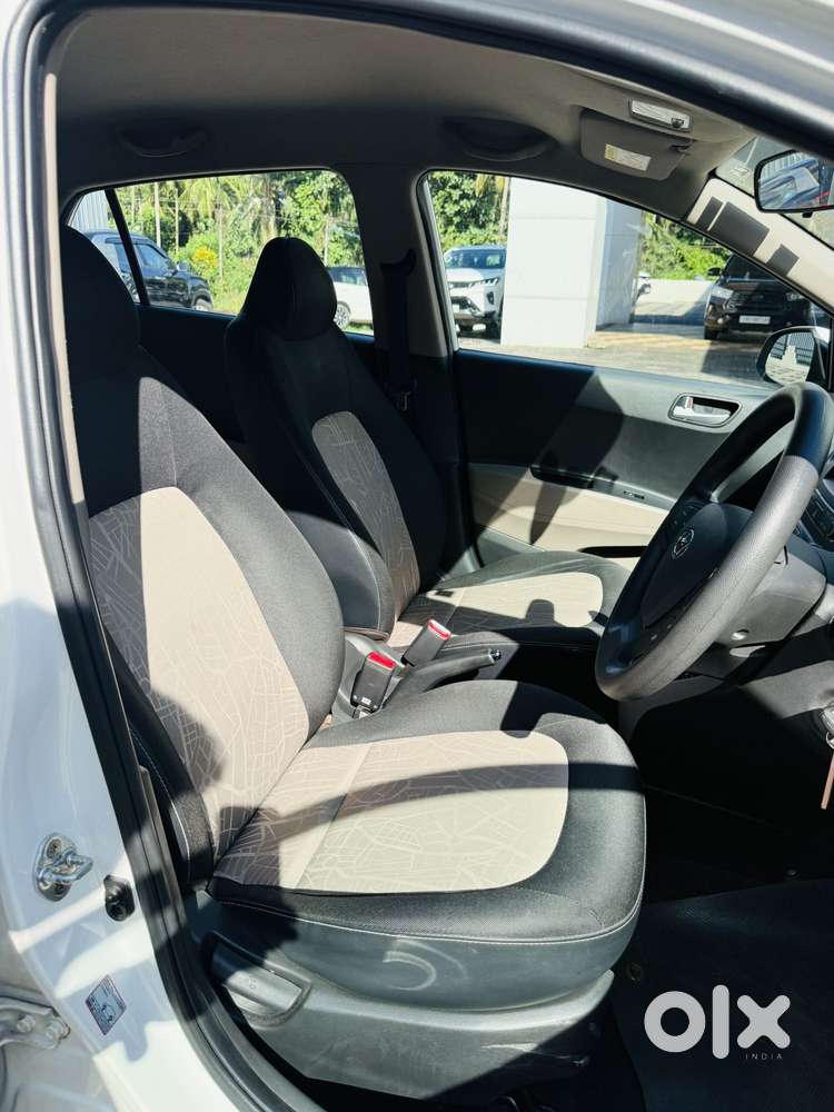 Hyundai Grand I10 Sportz (o) 1.2 At Vtvt, 2018, Petrol