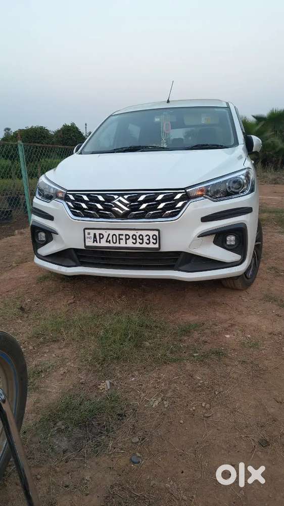 Maruti Suzuki Ertiga Vxi Petrol 2025