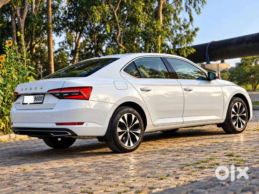 Skoda Superb 2.0 L&k Tsi At, 2021, Petrol