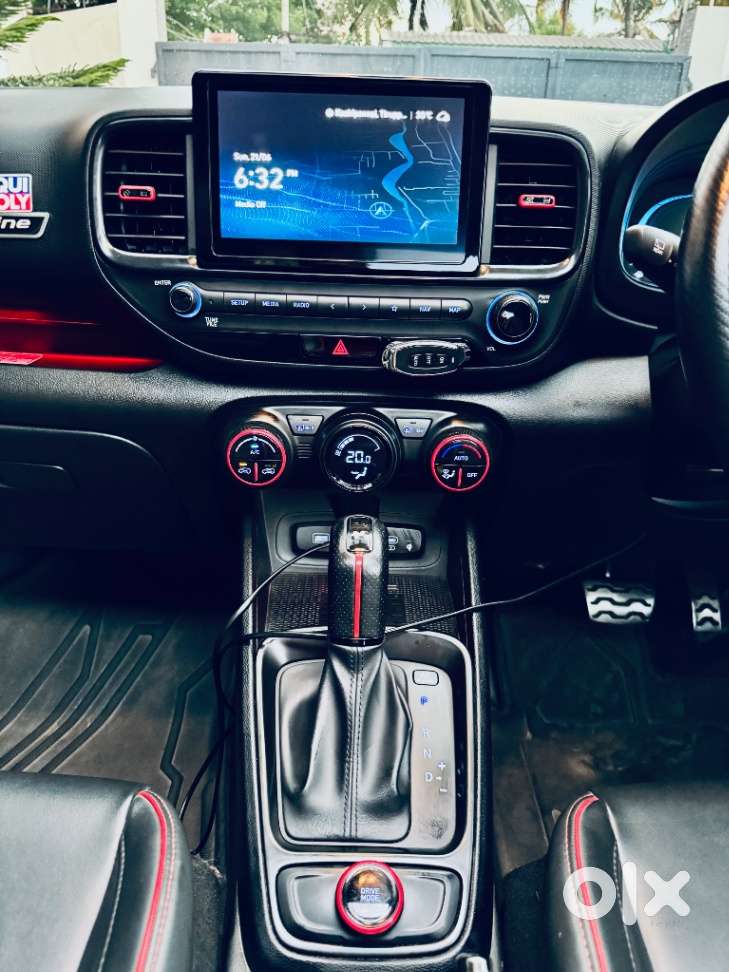 Hyundai Venue N Line 1.0 N8 Turbo Dct Dual Tone, 2022, Petrol