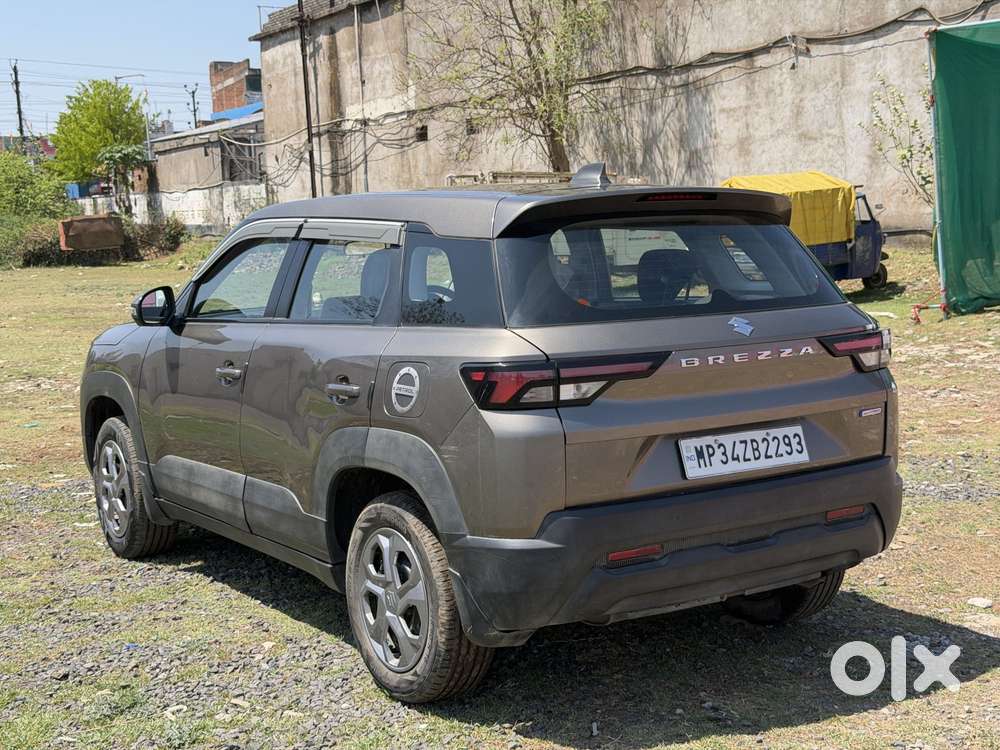 Maruti Suzuki Brezza 1.5 Vxi Smart Hybrid, 2023, Petrol
