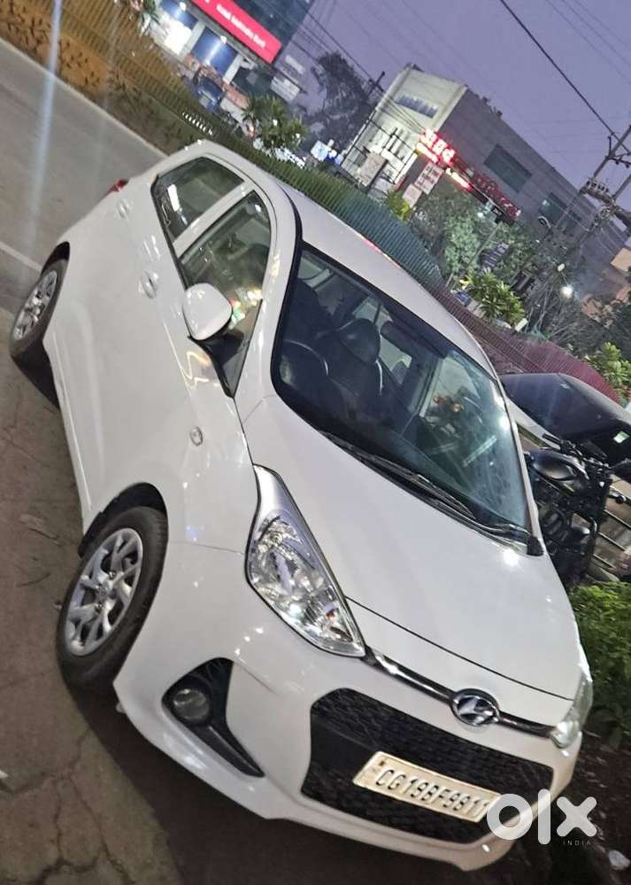 Hyundai Grand I10 Sportz, 2017, Petrol