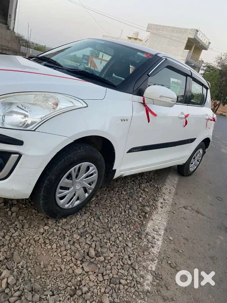 Maruti Suzuki Swift 2015 Petrol+lpg