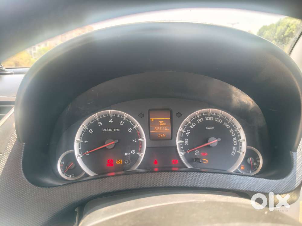 Maruti Suzuki Swift Dzire Vxi, 2012, Petrol