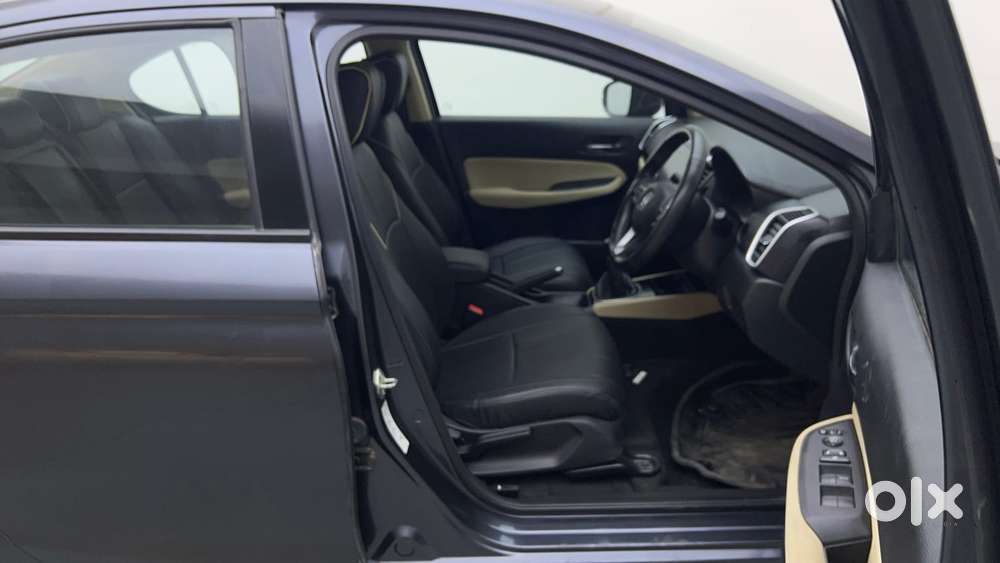 Honda City 1.5 V Mt, 2023, Petrol