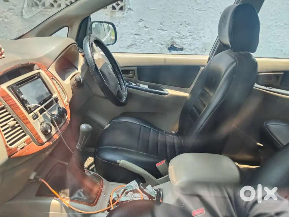 Toyota Innova Hycross 2014