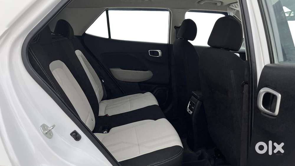 Hyundai Venue 1.2 S (o), 2025, Petrol