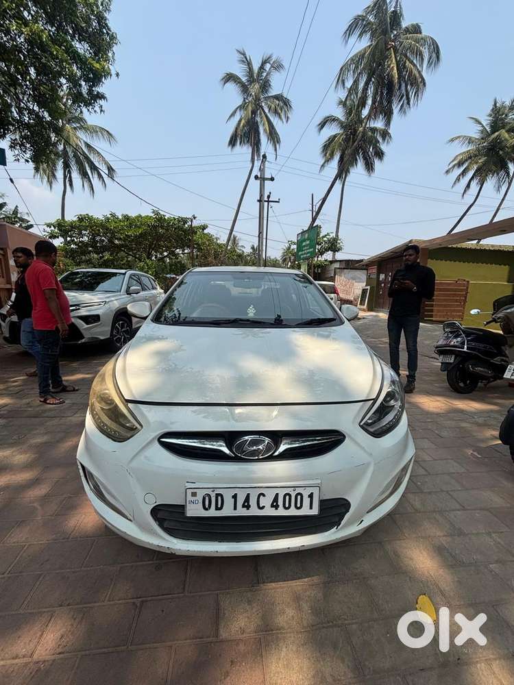 Hyundai Fluidic Verna, 2013, Diesel