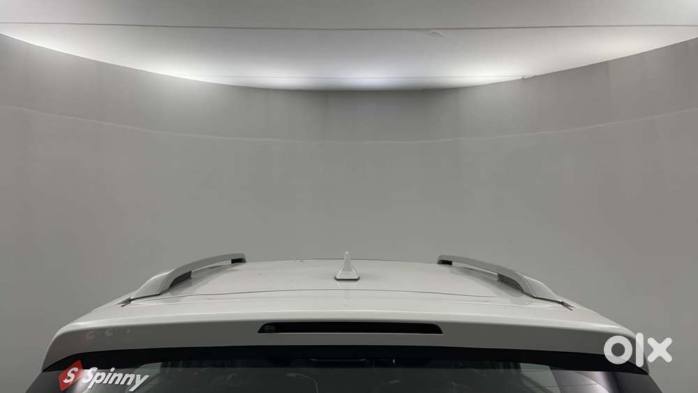 Maruti Suzuki Brezza 1.5 Zxi At Smart Hybrid Dual Tone, 2023, Petrol