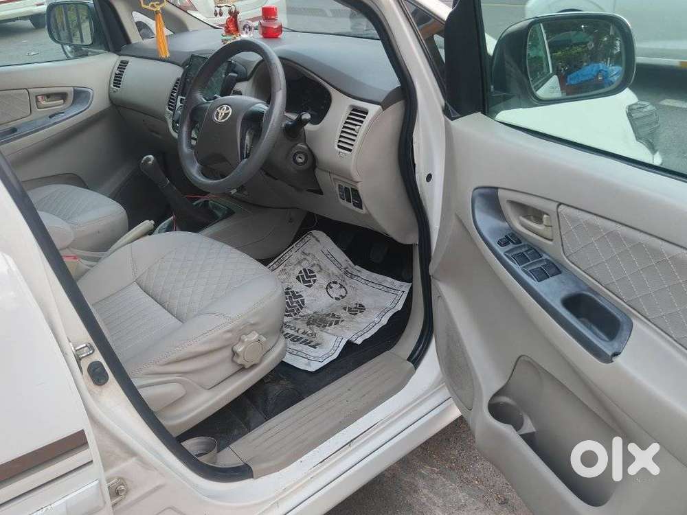 Toyota Innova 2.5 Gx 8 Str Bs-iii, 2012, Diesel