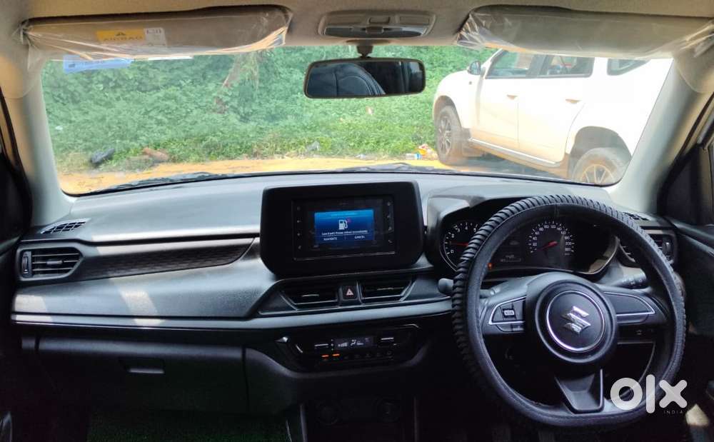 Maruti Suzuki Swift Vxi Optional, 2026