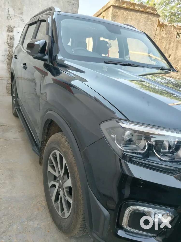 Single Use Car  Ek Dam New Condition Car Company Record Service