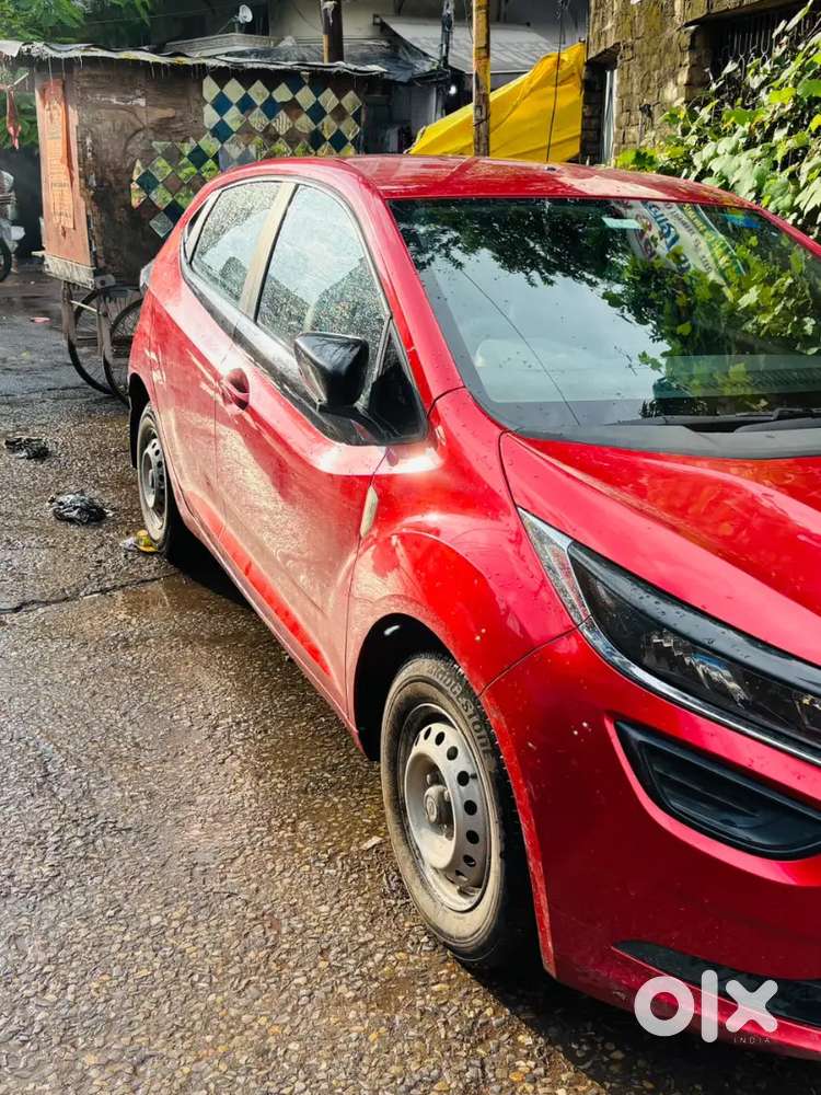 Tata Altroz 1.2 Xe 2021