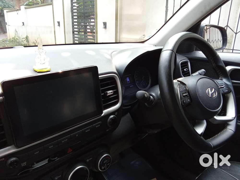 Hyundai Venue Petrol 2022 Model