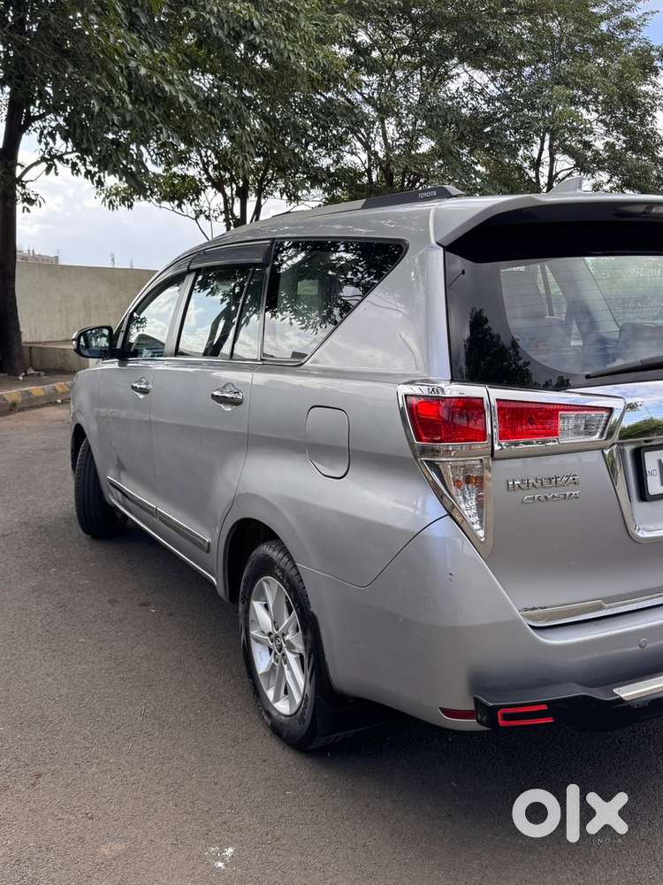 Toyota Innova Crysta 2018