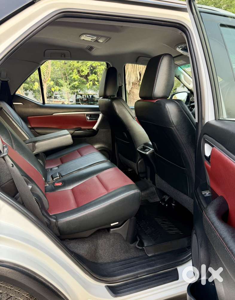 Toyota Fortuner Legender 4x2 At 2.8, 2023, Diesel