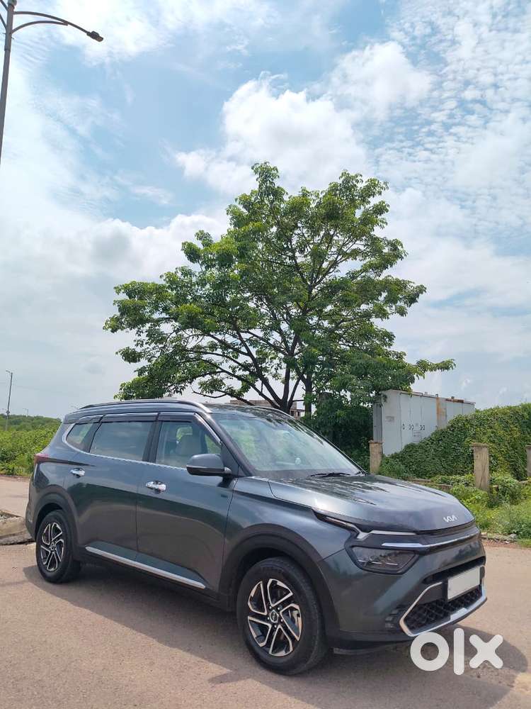 Kia Carens 1.4 Luxury 7 Str, 2022, Petrol