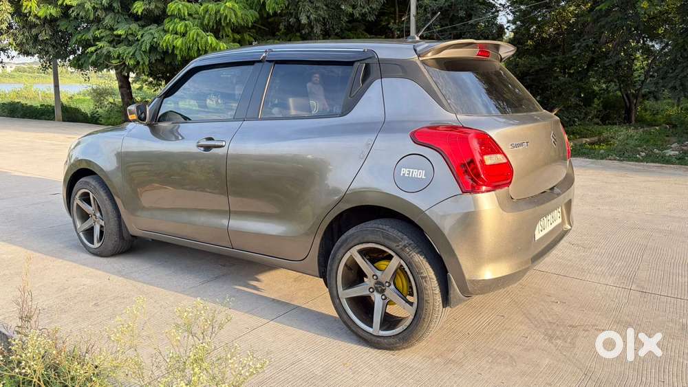 Maruti Suzuki Swift Vxi 1.2 Abs Bs-iv, 2018, Petrol