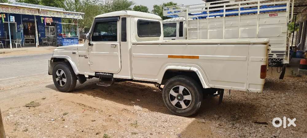 Pickup 4*4 Original Paint , New 2 Tyre  , New Insurance/ Fitness
