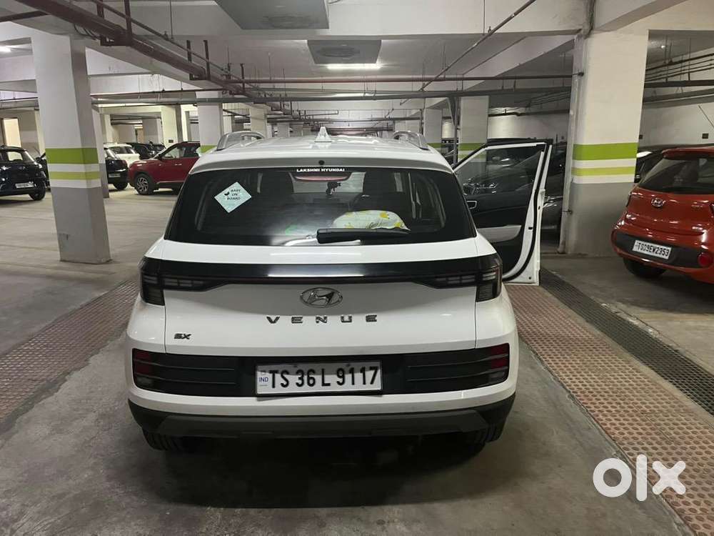 Hyundai Venue 2022 Diesel Well Maintained