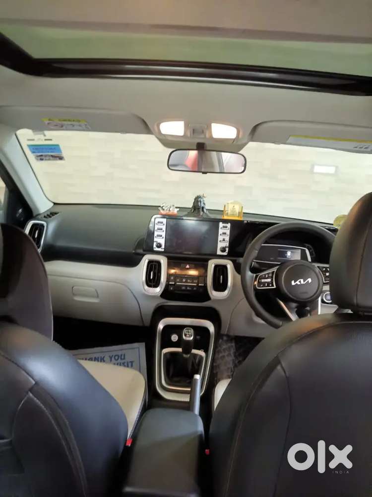 Kia Sonet 2023 Petrol 11010 Km Driven