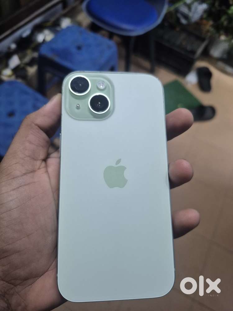 Iphone 15(128gb) green.