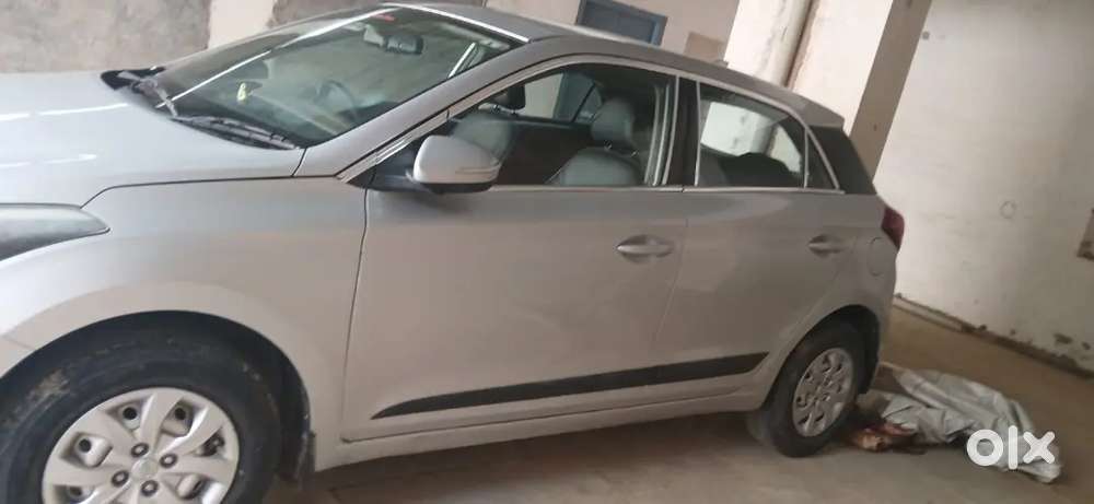 Hyundai I20 Sportz Model