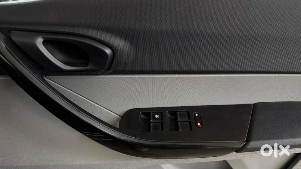 Tata Tiago 1.2 Revotron Xt, 2020, Petrol