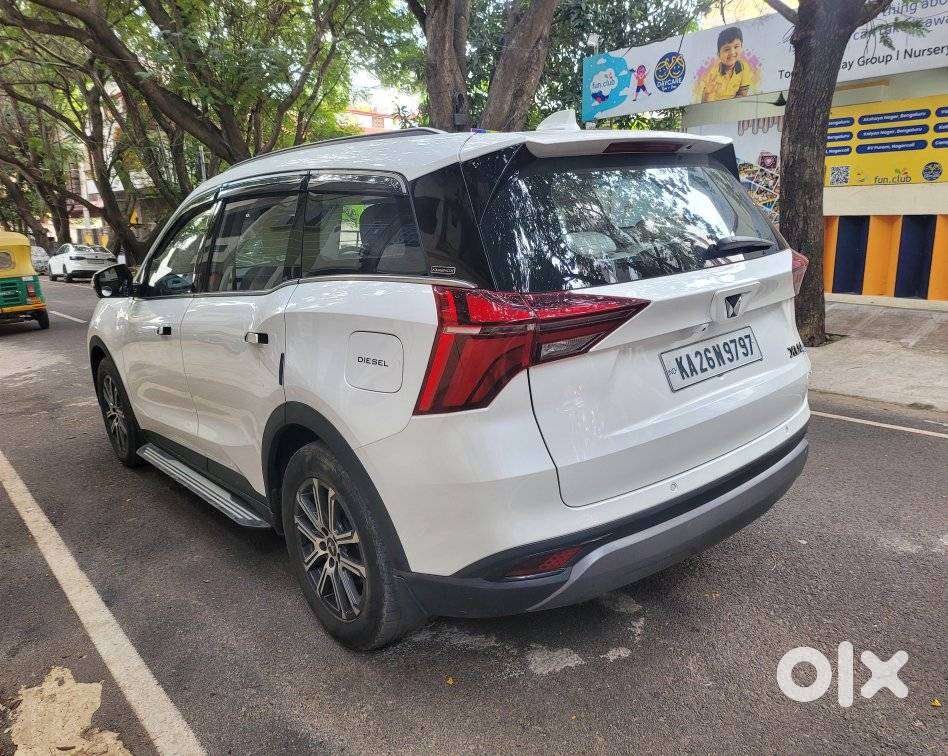 Mahindra Xuv700 2.2 Ax 7 Diesel At Luxury Pack Str Awd, 2022, Diesel