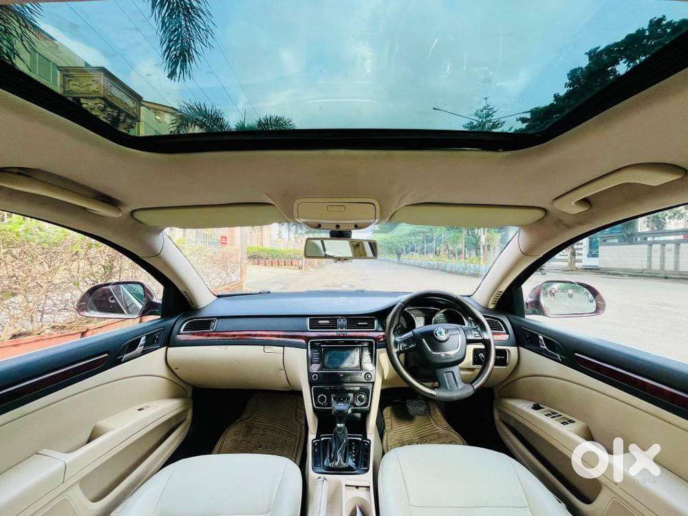 Skoda Superb, 2012, Petrol