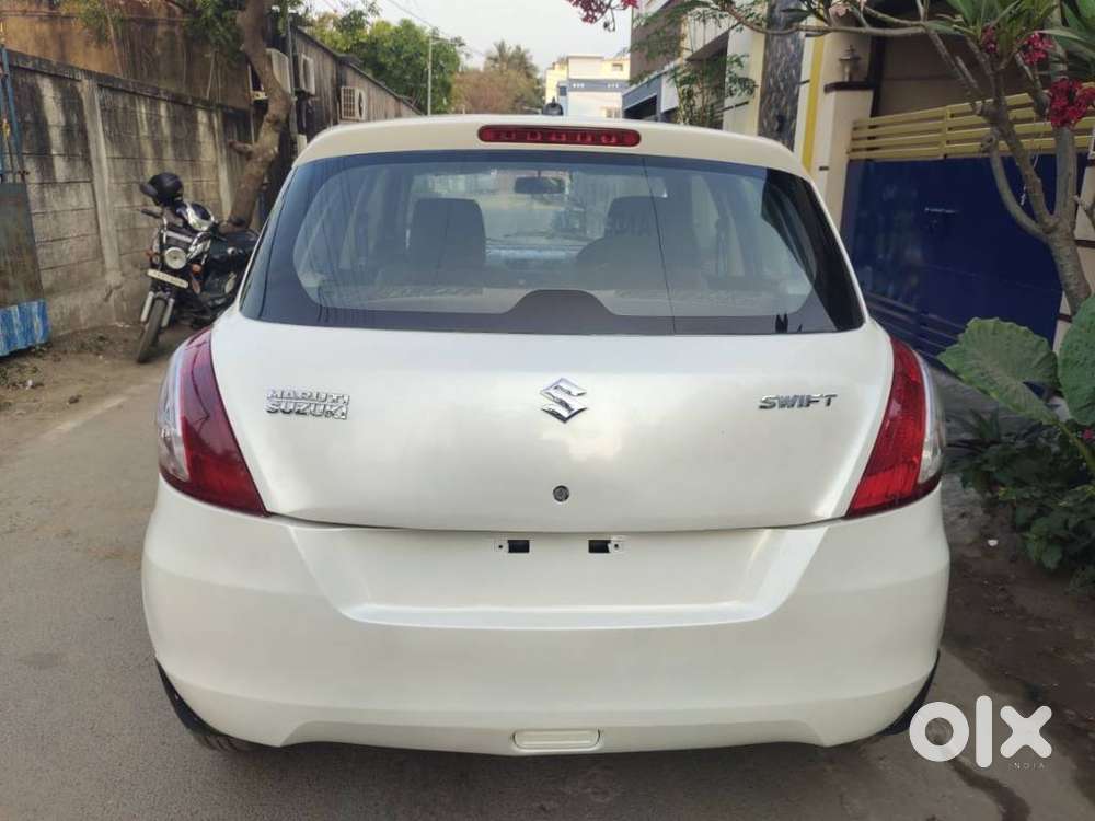 Maruti Suzuki Swift 2011-2014 Lxi, 2012, Petrol