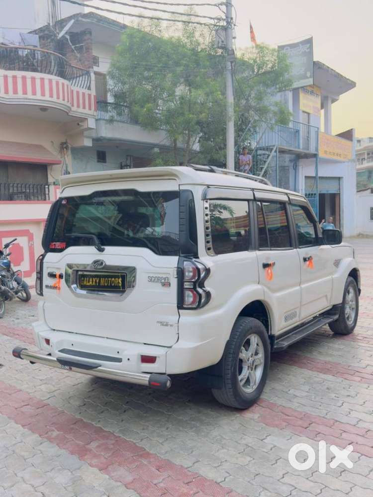 Mahindra Scorpio S10, 2015, Diesel
