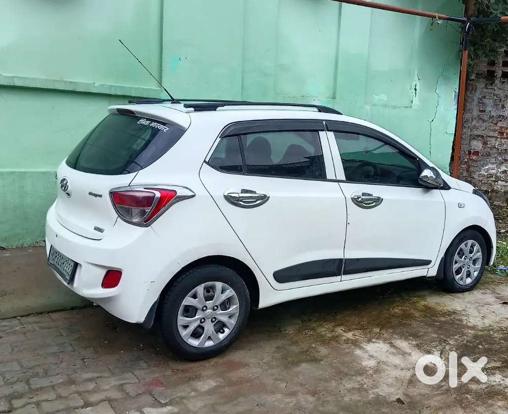 Hyundai Grand I10 2015 Diesel ⁹⁶²¹⁵⁷⁹³³⁷
