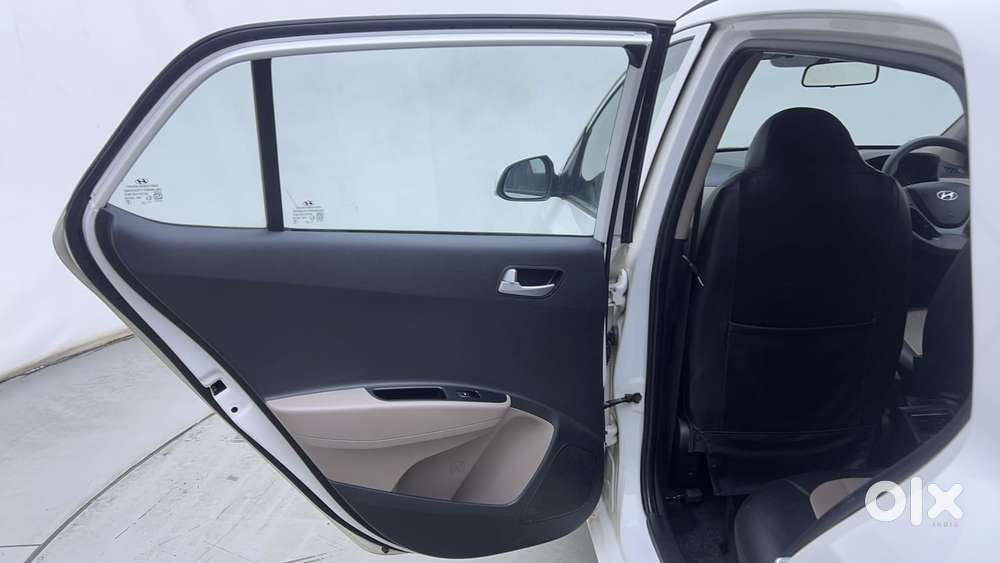 Hyundai Grand I10 1.2 Kappa Sportz Option At, 2017, Petrol