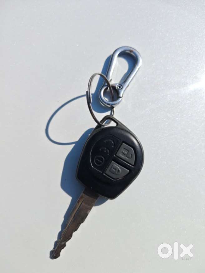 Maruti Suzuki Dzire 1.2 Vxi, 2022, Cng & Hybrids