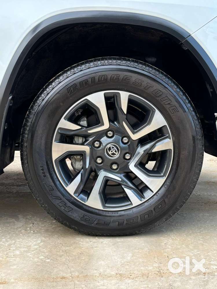 Toyota Fortuner Legender 4x2 At 2.8, 2025, Diesel