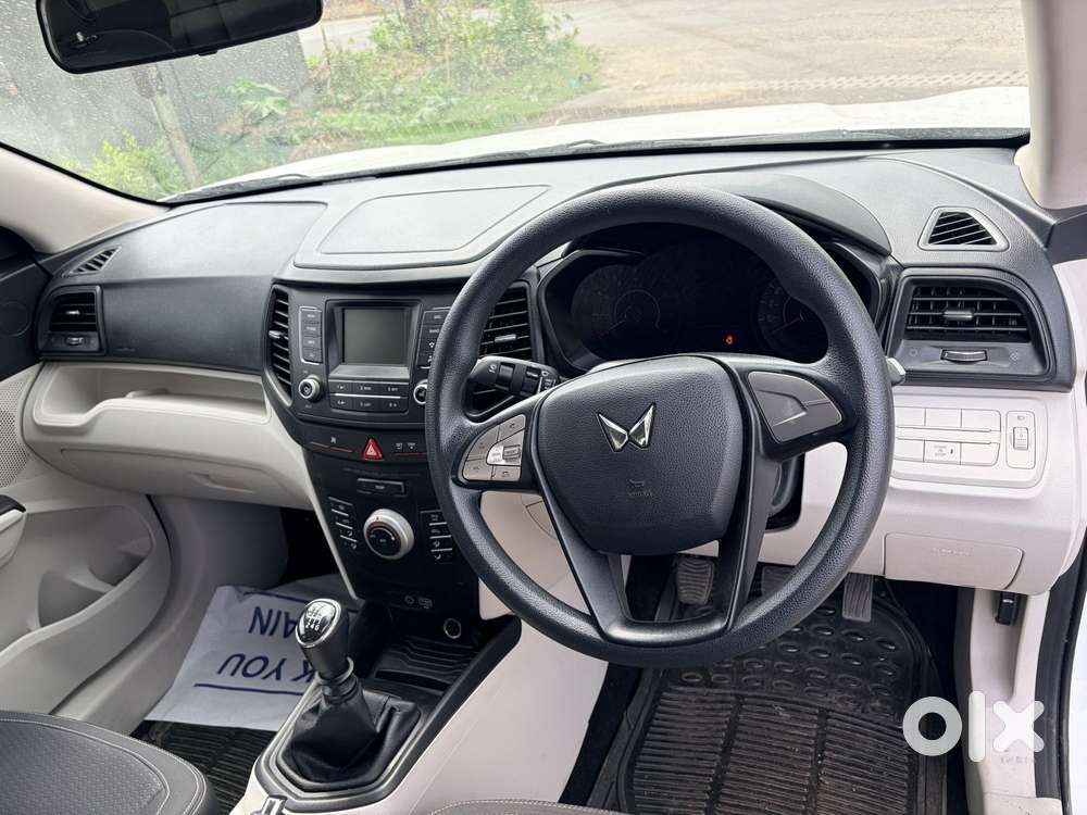 Mahindra Xuv300 W6, 2024, Petrol