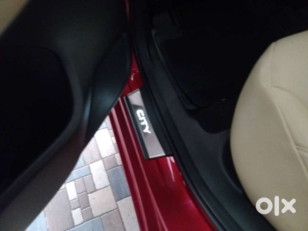 Automatic Honda City 2022 Petrol 95000 Km Driven 1st Owner